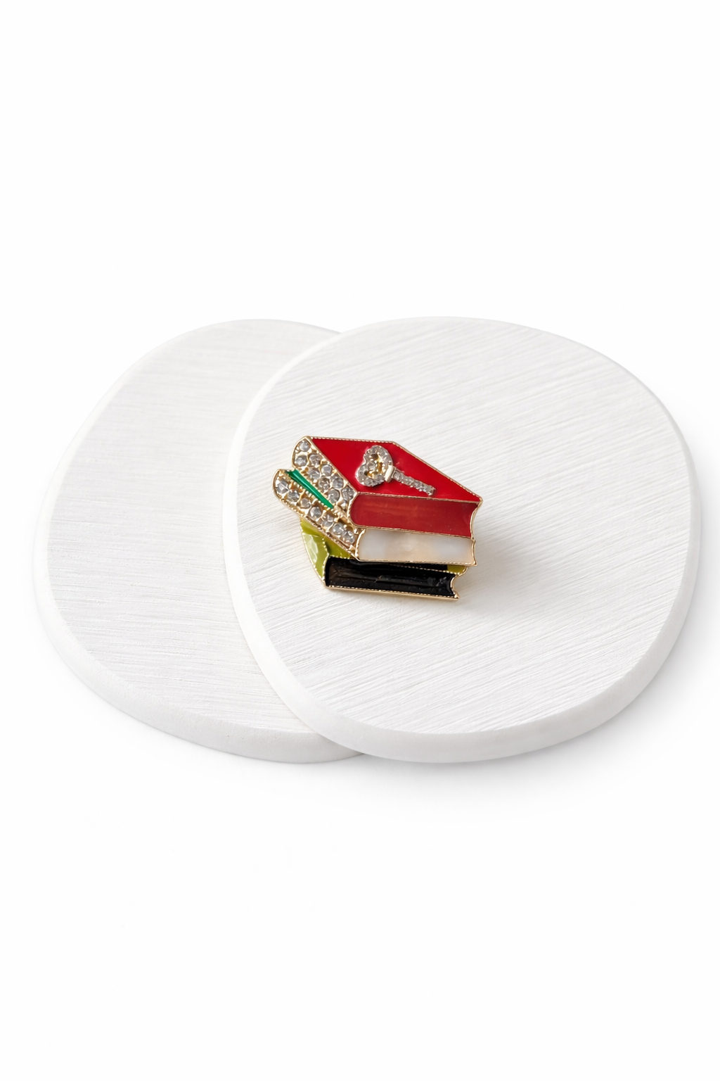 Kırmızı Kitap Broş